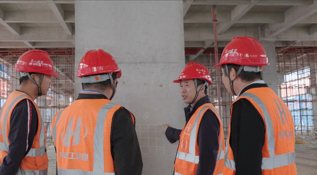 “心系职工 情暖五一，致敬最美劳动者” ——集团开展“五一”国际劳动节送温暖活动(图11)